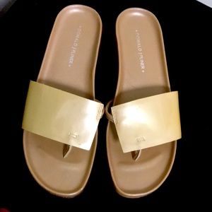 Donald J Pliner Fifi Platform Sandals 
Sz 8